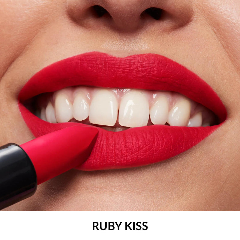 Avon Ultra Colour Matte Lipstick ruby kiss 