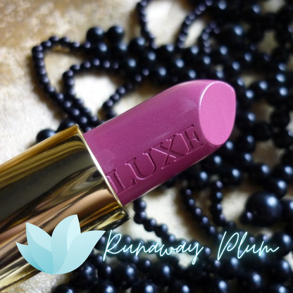 Avon Luxe Lipstick Runway Plum Runaway Plum 