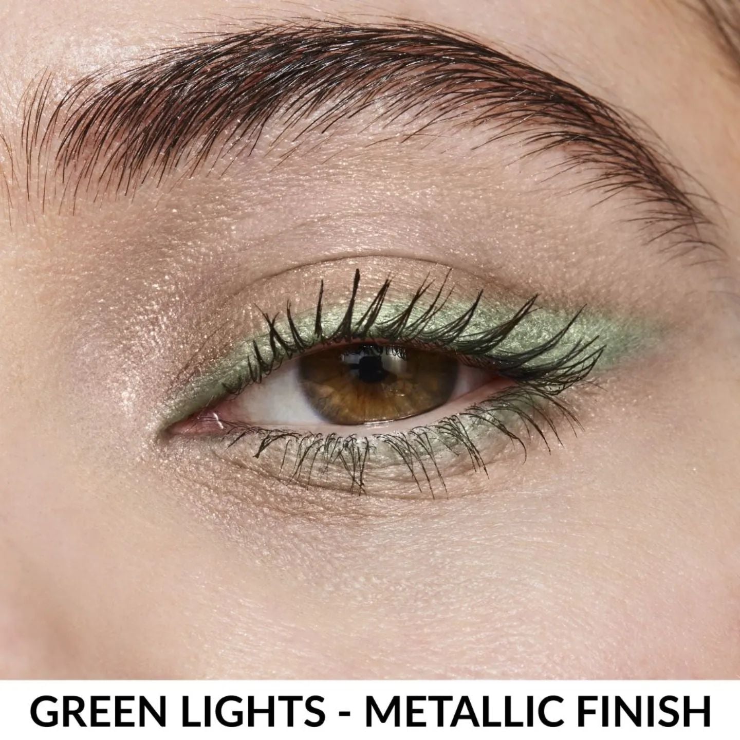 Avon Glimmerstick Metallic Eye Liner | Retractable Eyeliner Pencil - POD International UK
