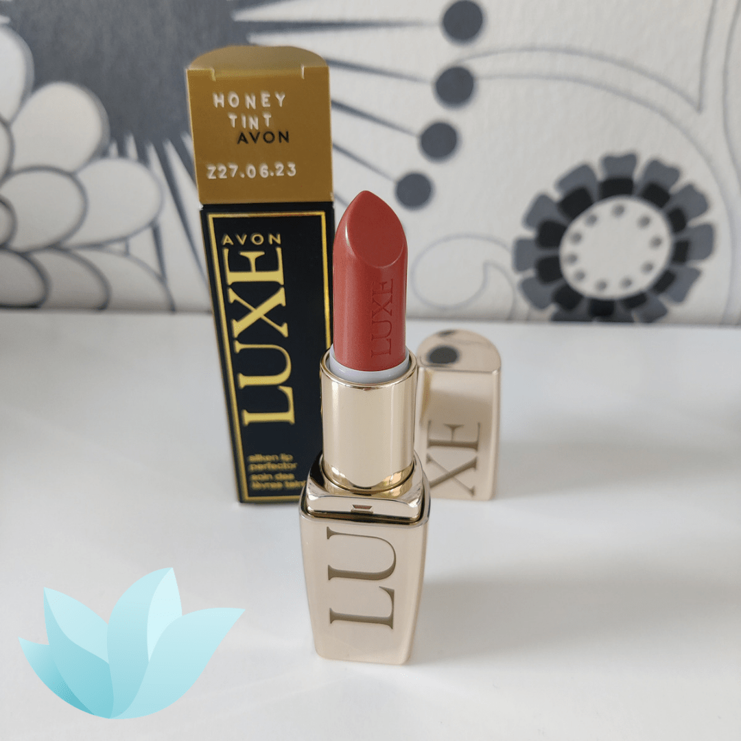 Avon Luxe Silken Lip Perfector | Tinted Lip Plumping Conditioner | Lip Plumper - POD International UK